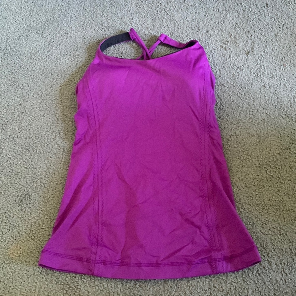 Lululemon workout tank